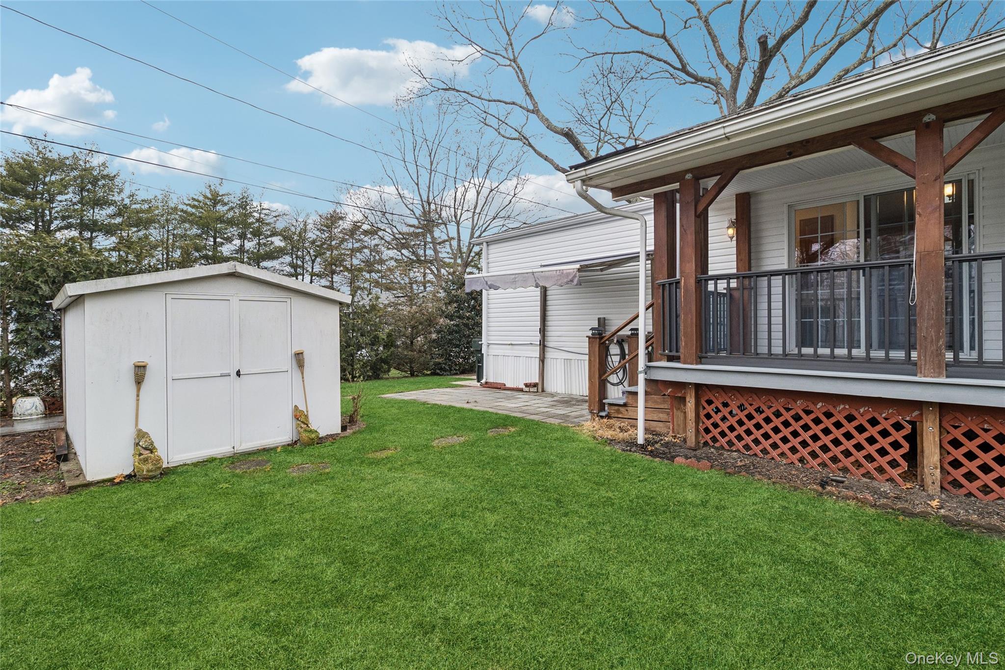 Single Family Hubbard Ave #5  Suffolk County, NY 11901, MLS-972229-39