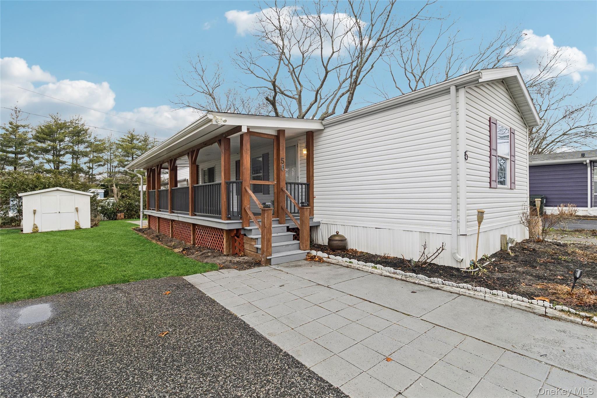 Single Family Hubbard Ave #5  Suffolk County, NY 11901, MLS-972229-41