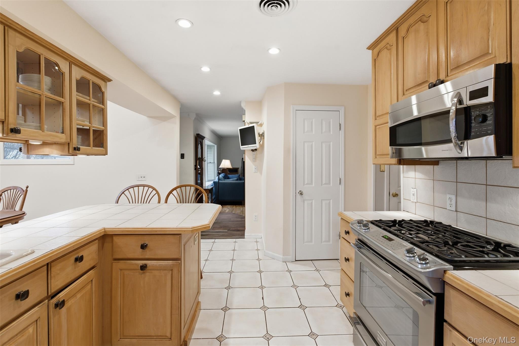 Single Family Capt Shankey  Rockland County, NY 10923, MLS-972230-15