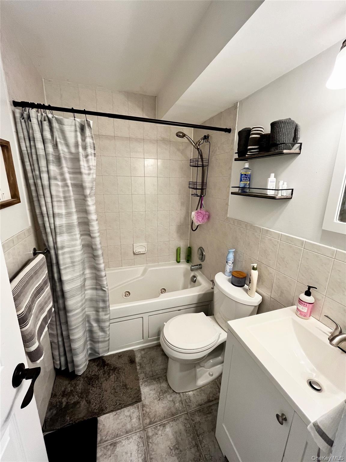 Coop Pine  Suffolk County, NY 11784, MLS-972263-14