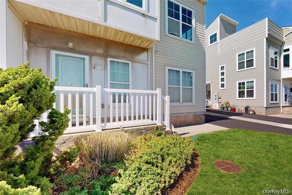 Single Family Beach Front  Queens, NY 11692, MLS-972264-29