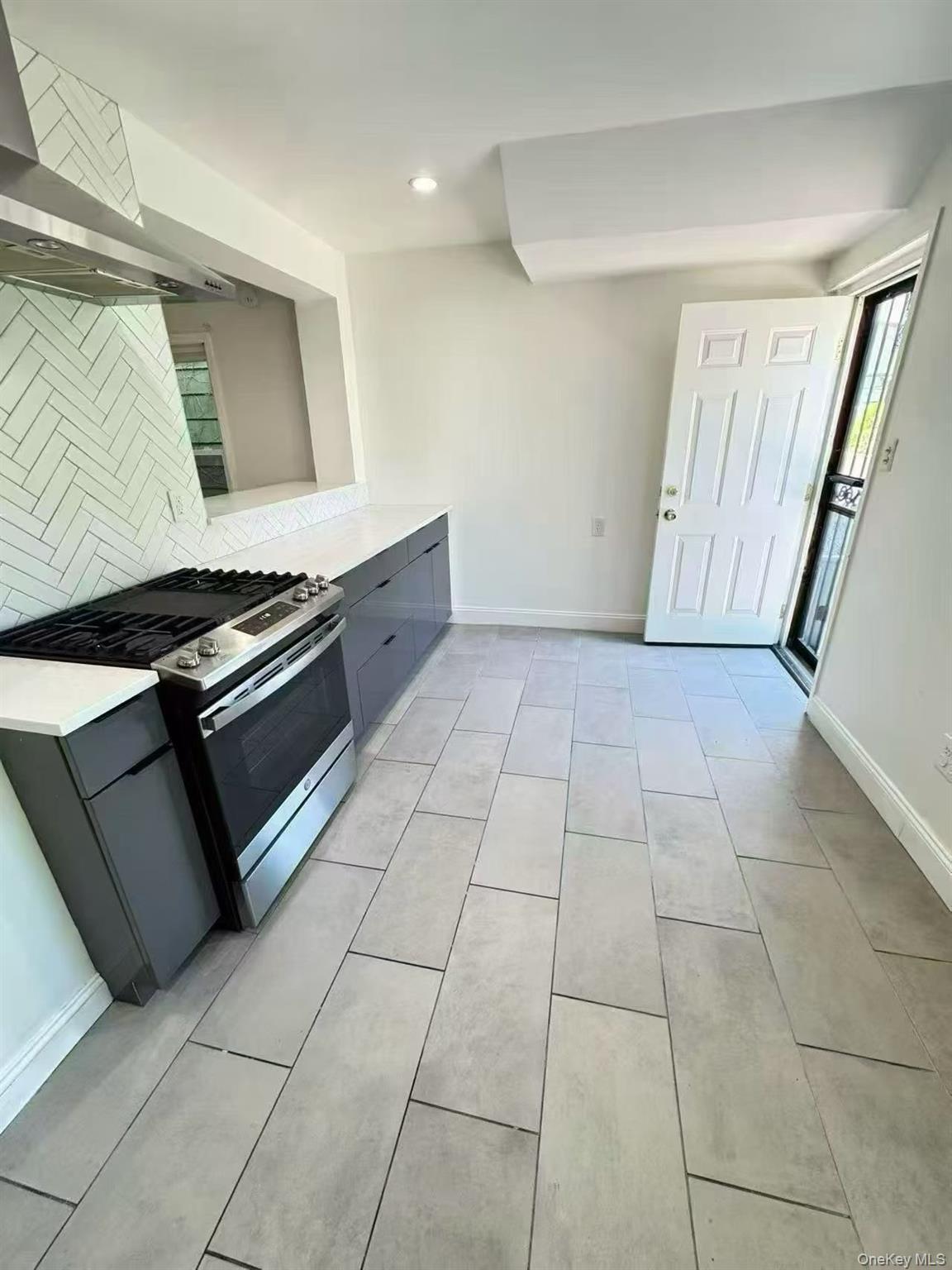Single Family 90th  Queens, NY 11421, MLS-972268-15