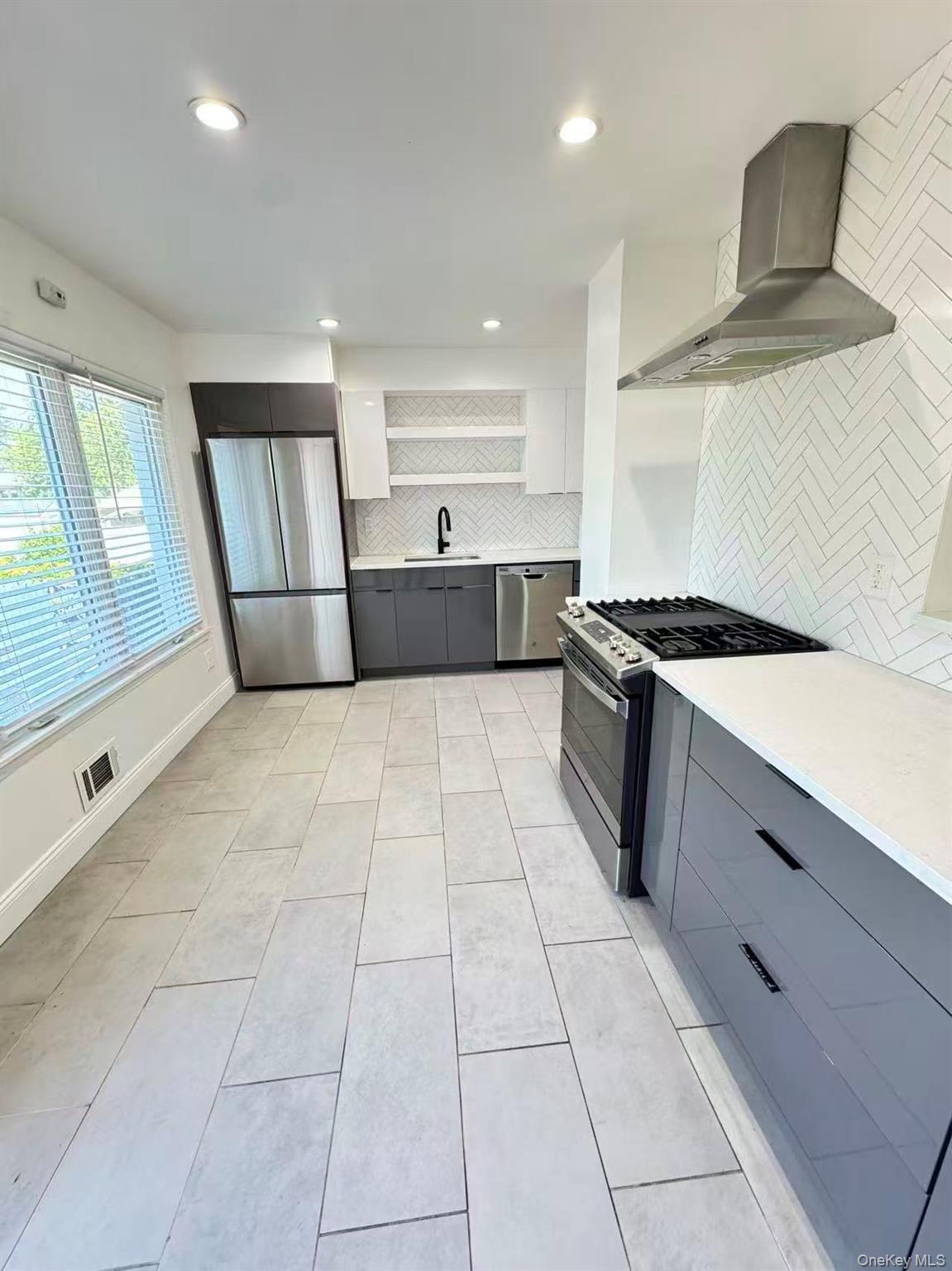 Single Family 90th  Queens, NY 11421, MLS-972268-2