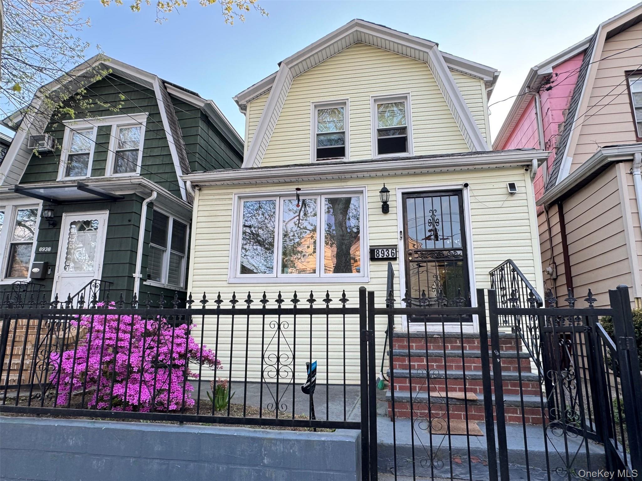 Single Family 90th  Queens, NY 11421, MLS-972268-21
