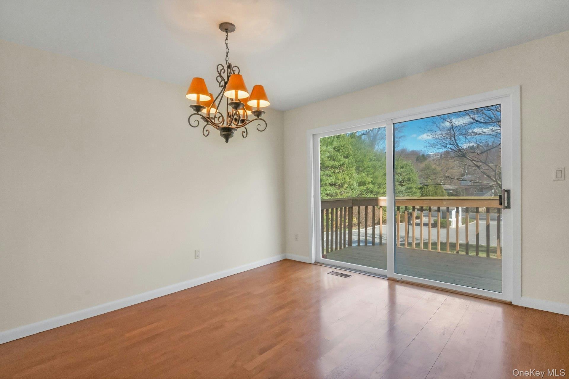 Condo Spring Pond Westchester County, NY 10562, MLS-972271-10