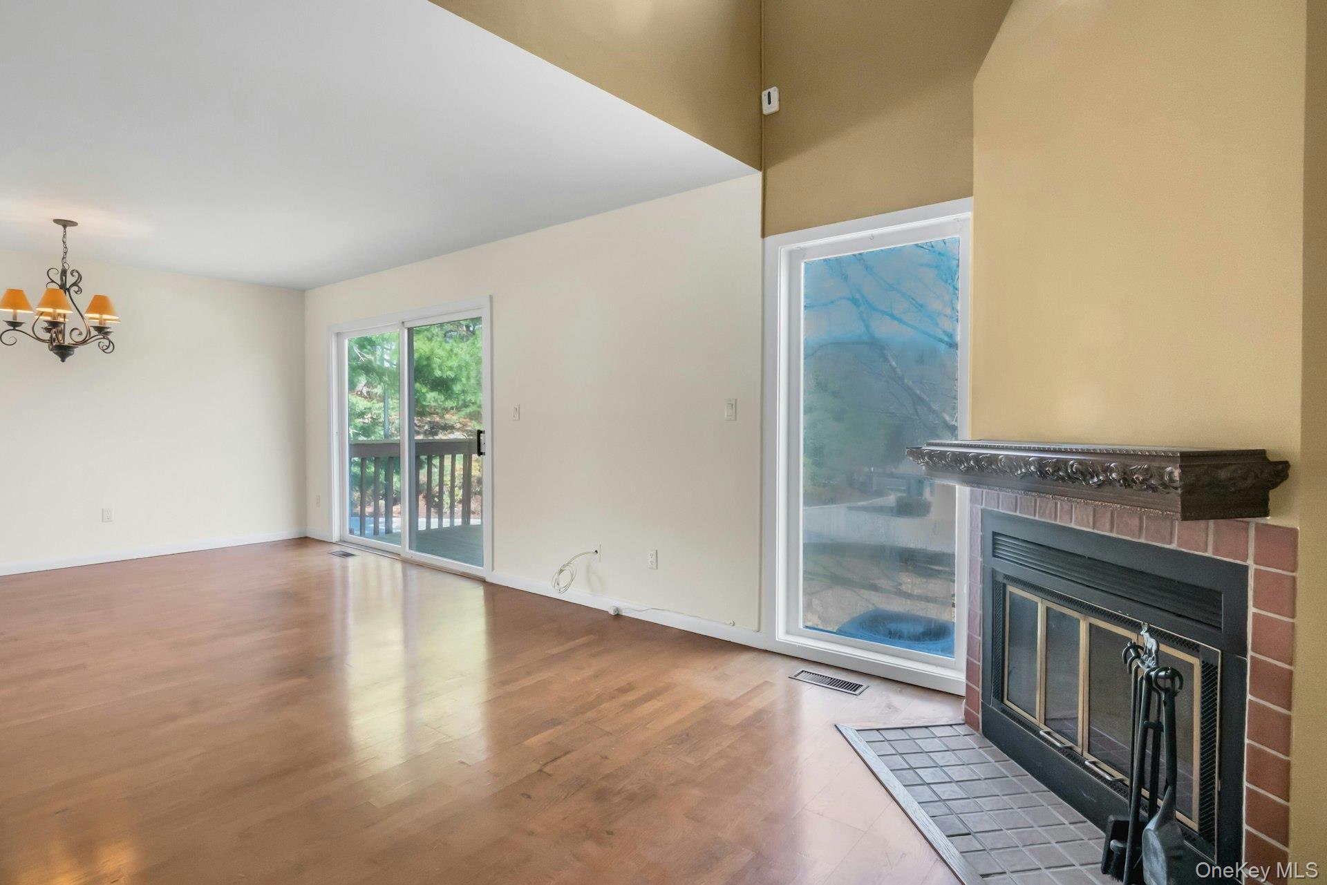 Condo Spring Pond Westchester County, NY 10562, MLS-972271-15