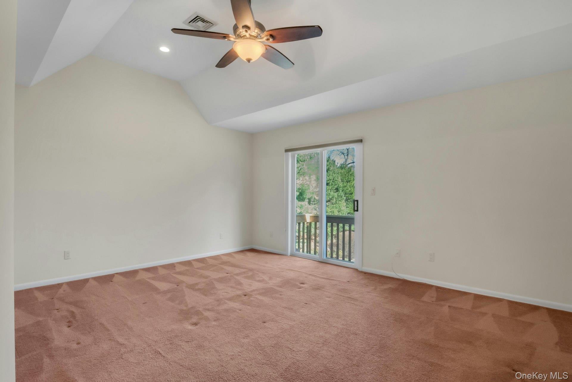 Condo Spring Pond Westchester County, NY 10562, MLS-972271-19