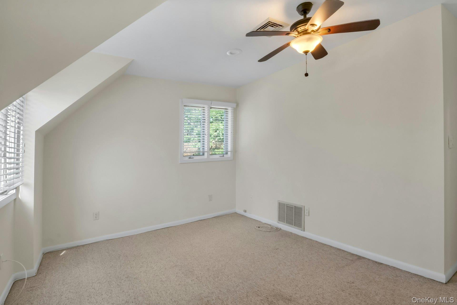 Condo Spring Pond Westchester County, NY 10562, MLS-972271-24