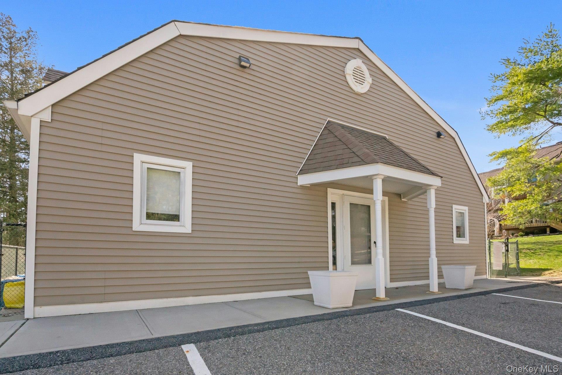 Condo Spring Pond Westchester County, NY 10562, MLS-972271-32