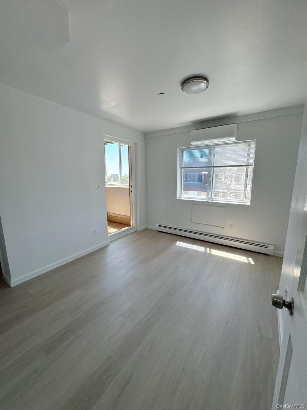 Condo Robinson  Queens, NY 11355, MLS-972306-8