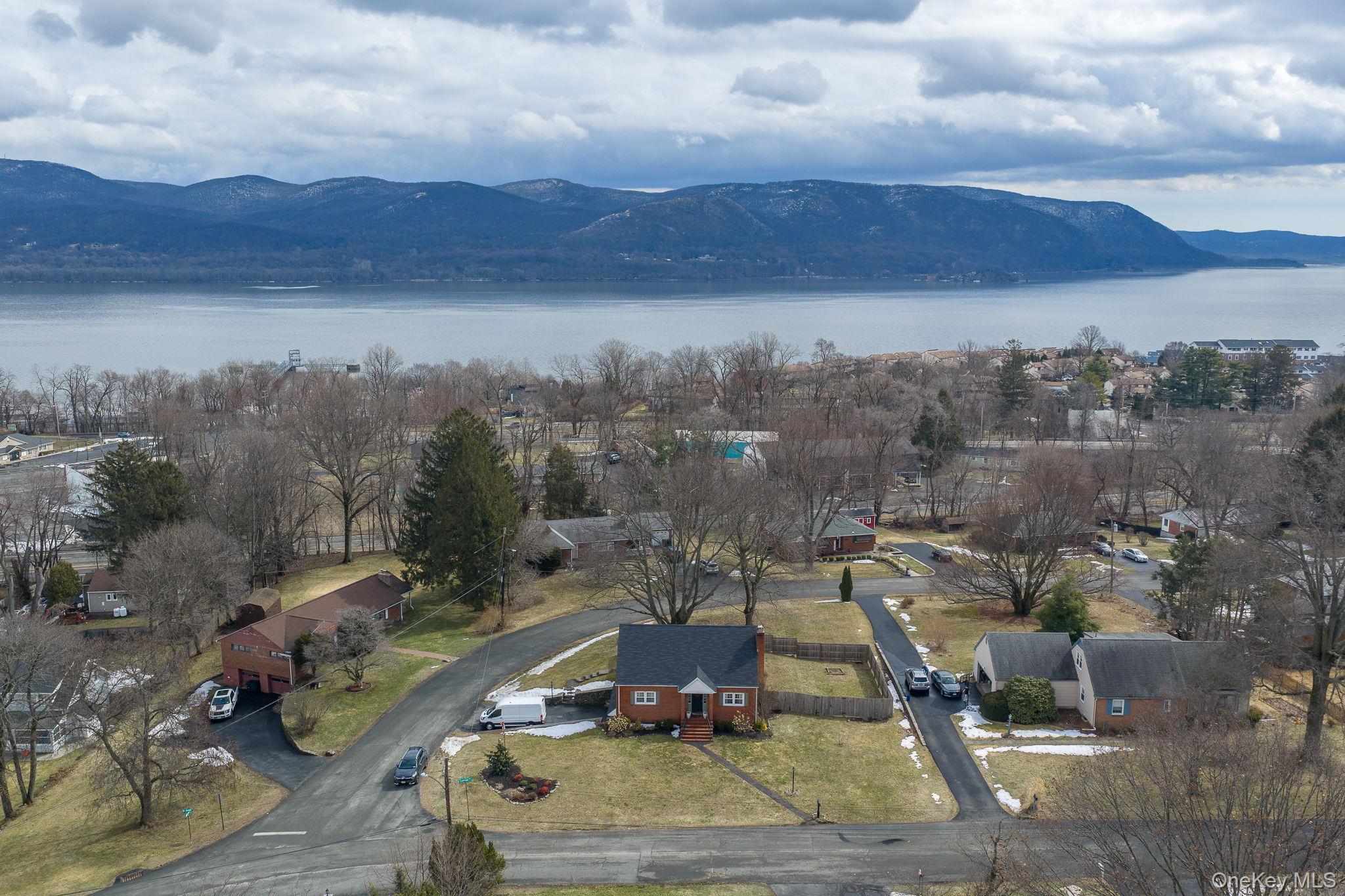 Single Family Sunrise Orange County, NY 12553, MLS-972319-4