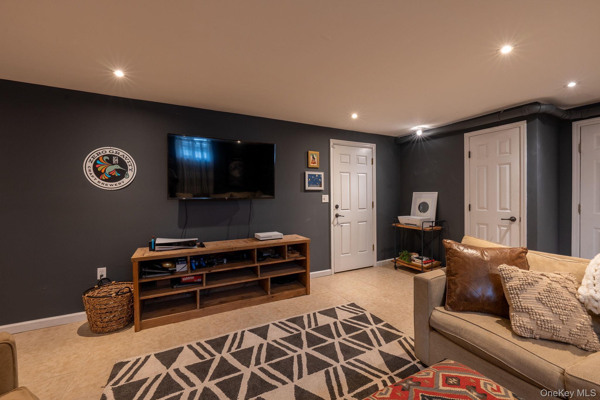 Single Family Sunrise Orange County, NY 12553, MLS-972319-43