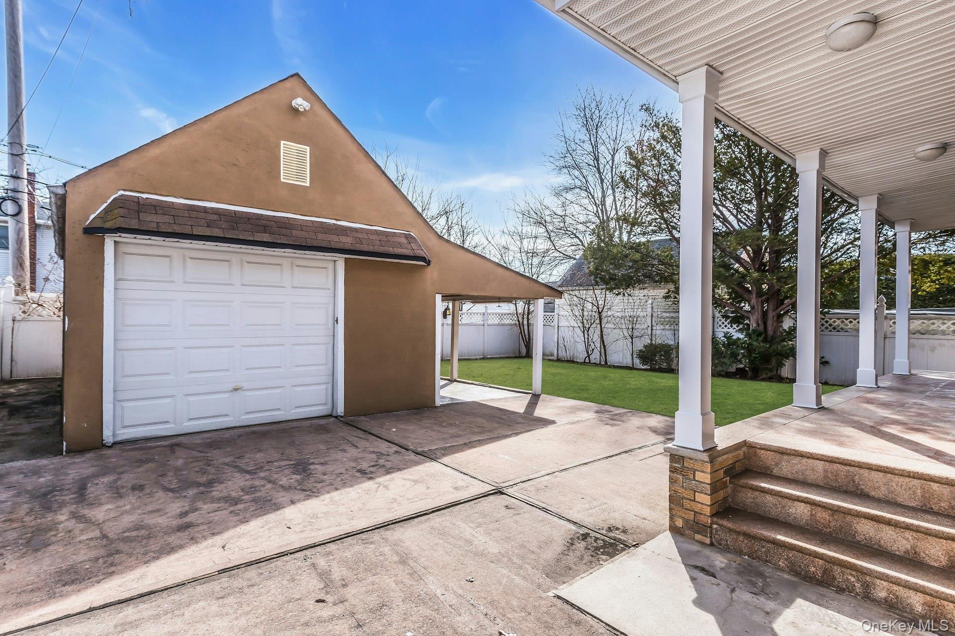Single Family 262nd Street Queens, NY 11004, MLS-972321-29