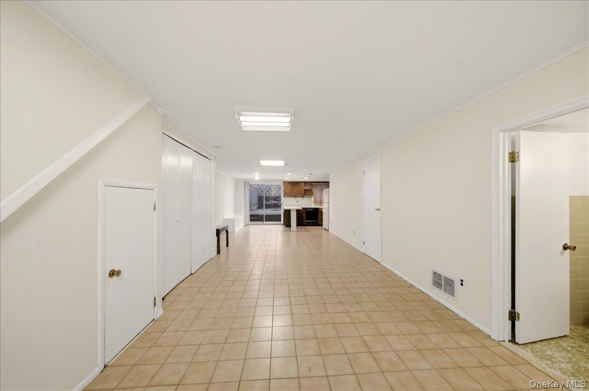 Single Family Hollywood  Bronx, NY 10465, MLS-972328-18