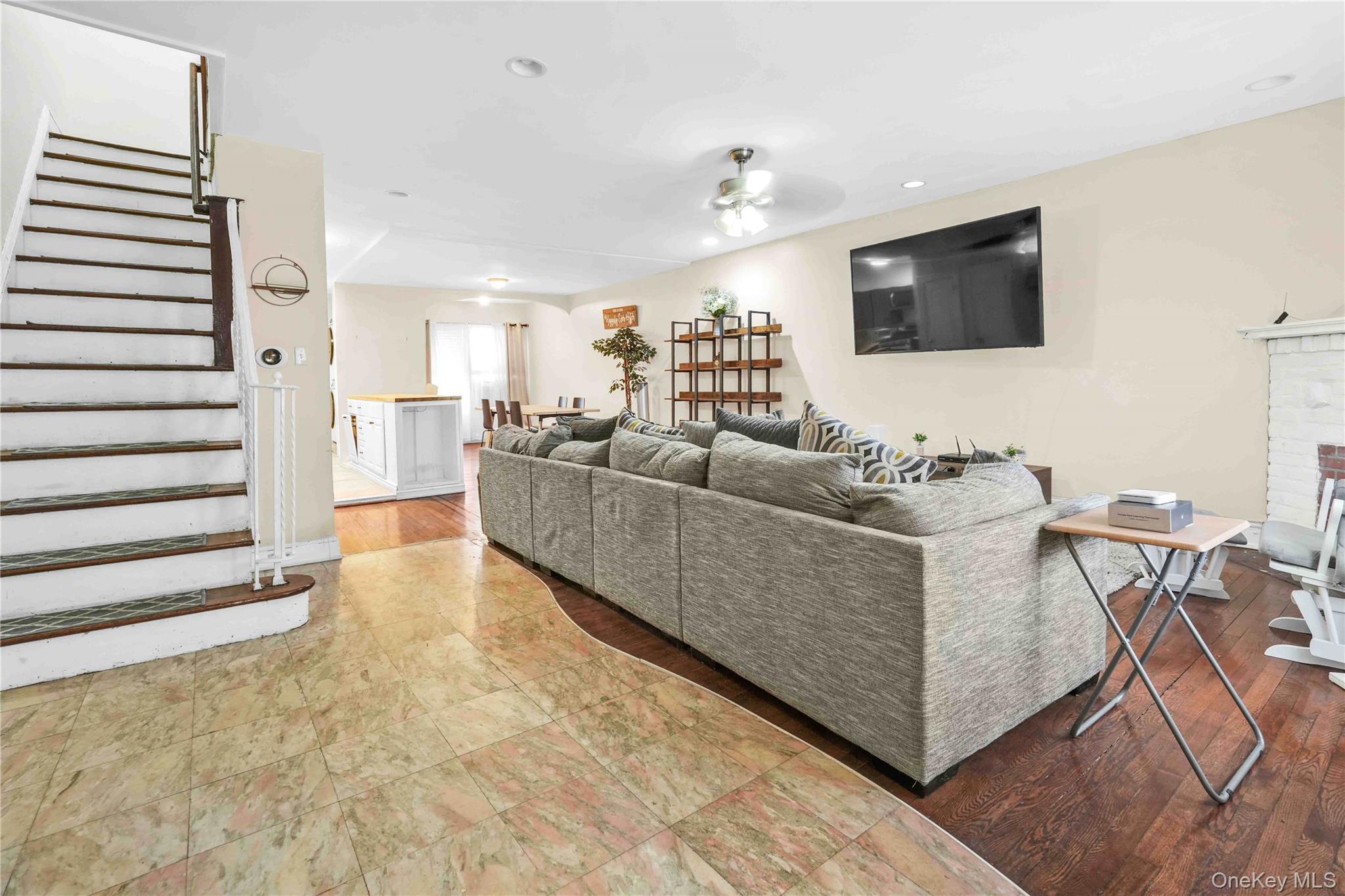 Single Family Selover  Queens, NY 11434, MLS-972349-2