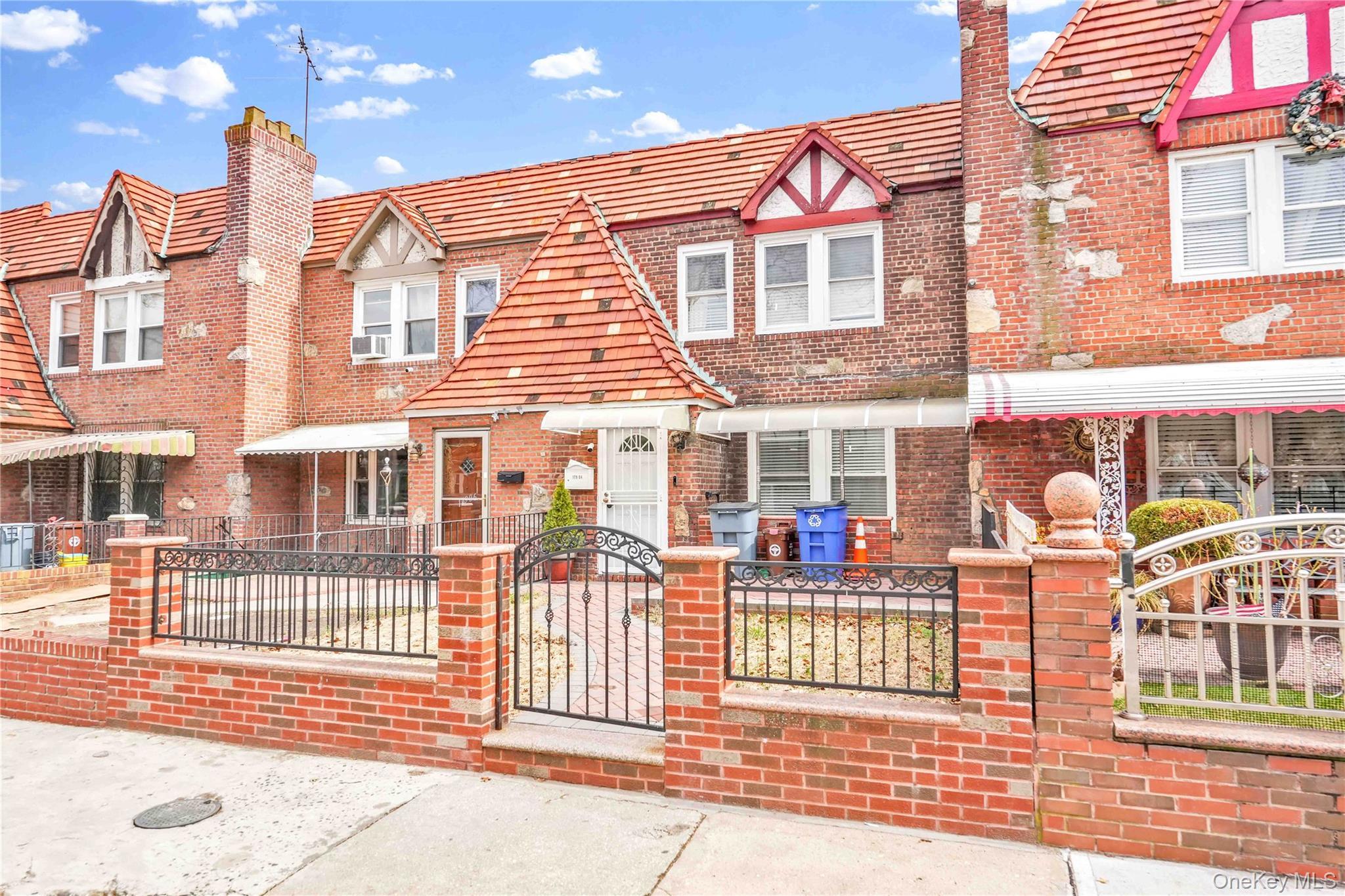 Single Family Selover  Queens, NY 11434, MLS-972349-33