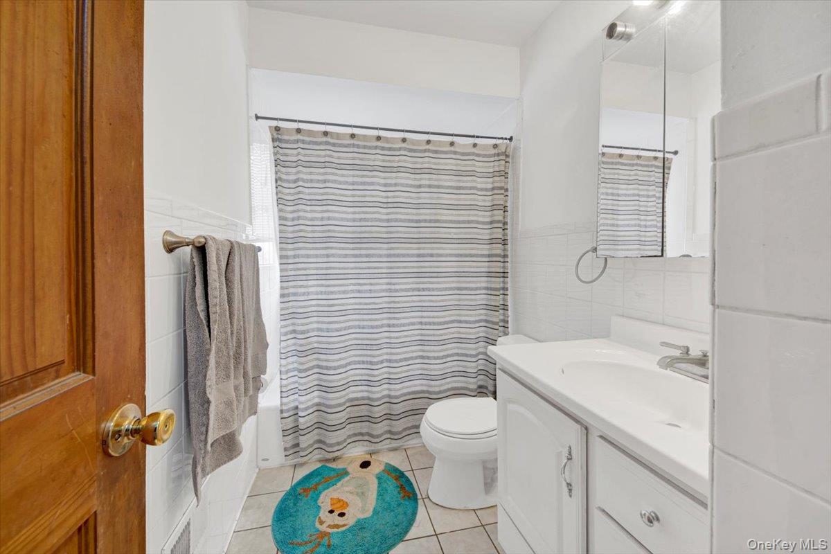 Single Family Highland  Orange County, NY 10990, MLS-972375-10