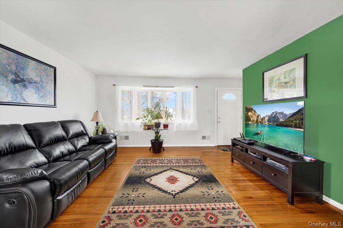 Single Family Highland  Orange County, NY 10990, MLS-972375-5