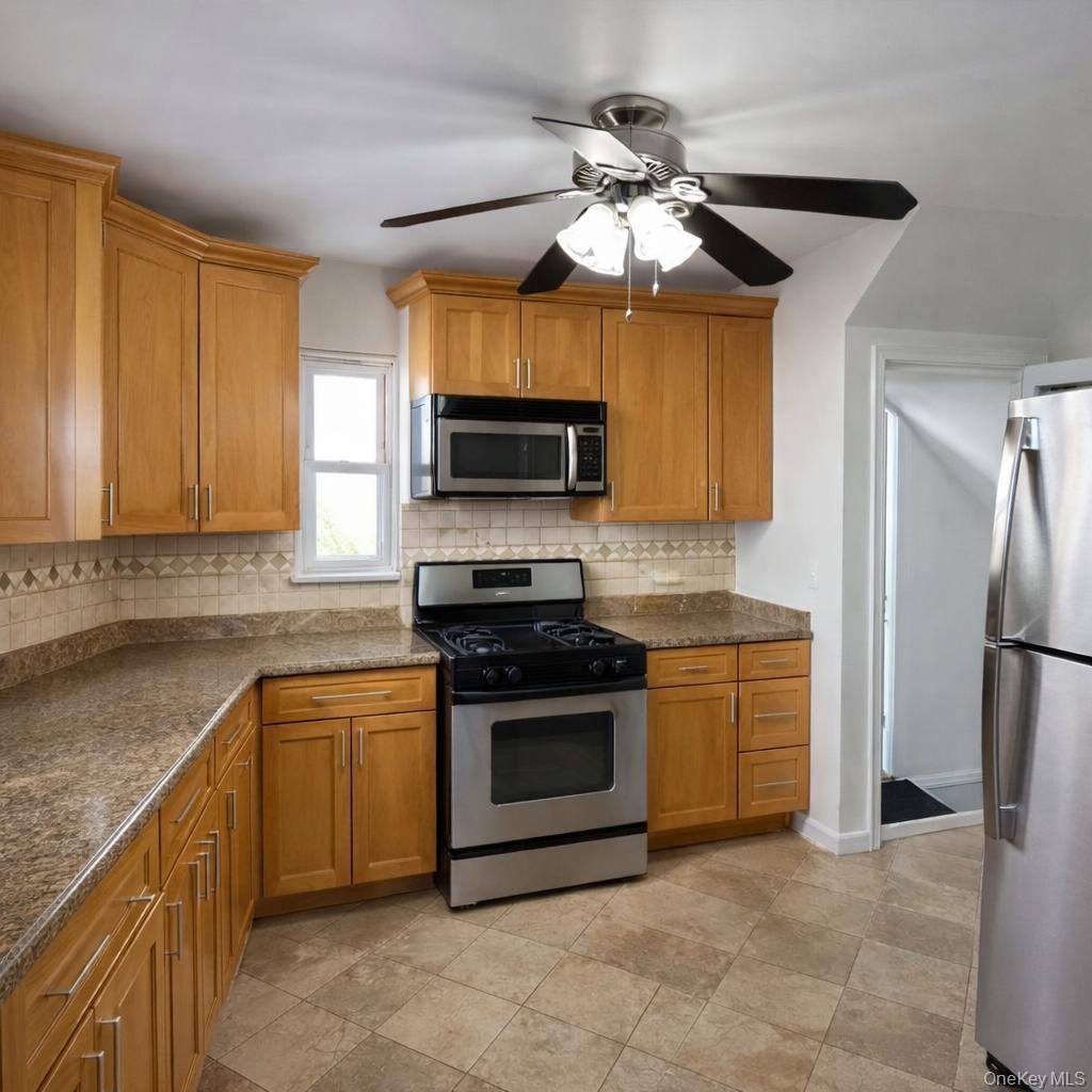 Single Family 182nd  Queens, NY 11366, MLS-972407-4