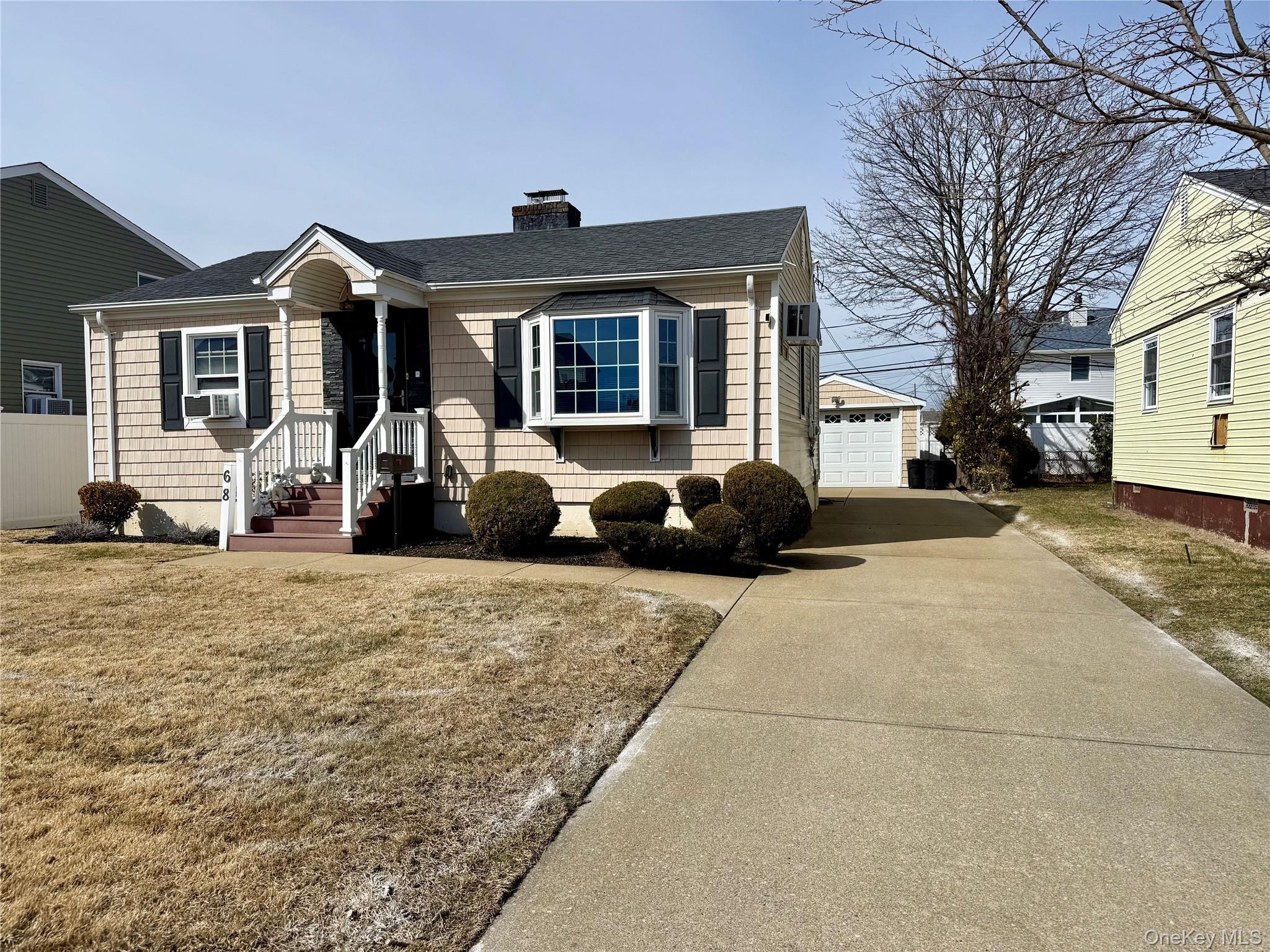 Single Family Robert  Nassau County, NY 11520, MLS-972409-2