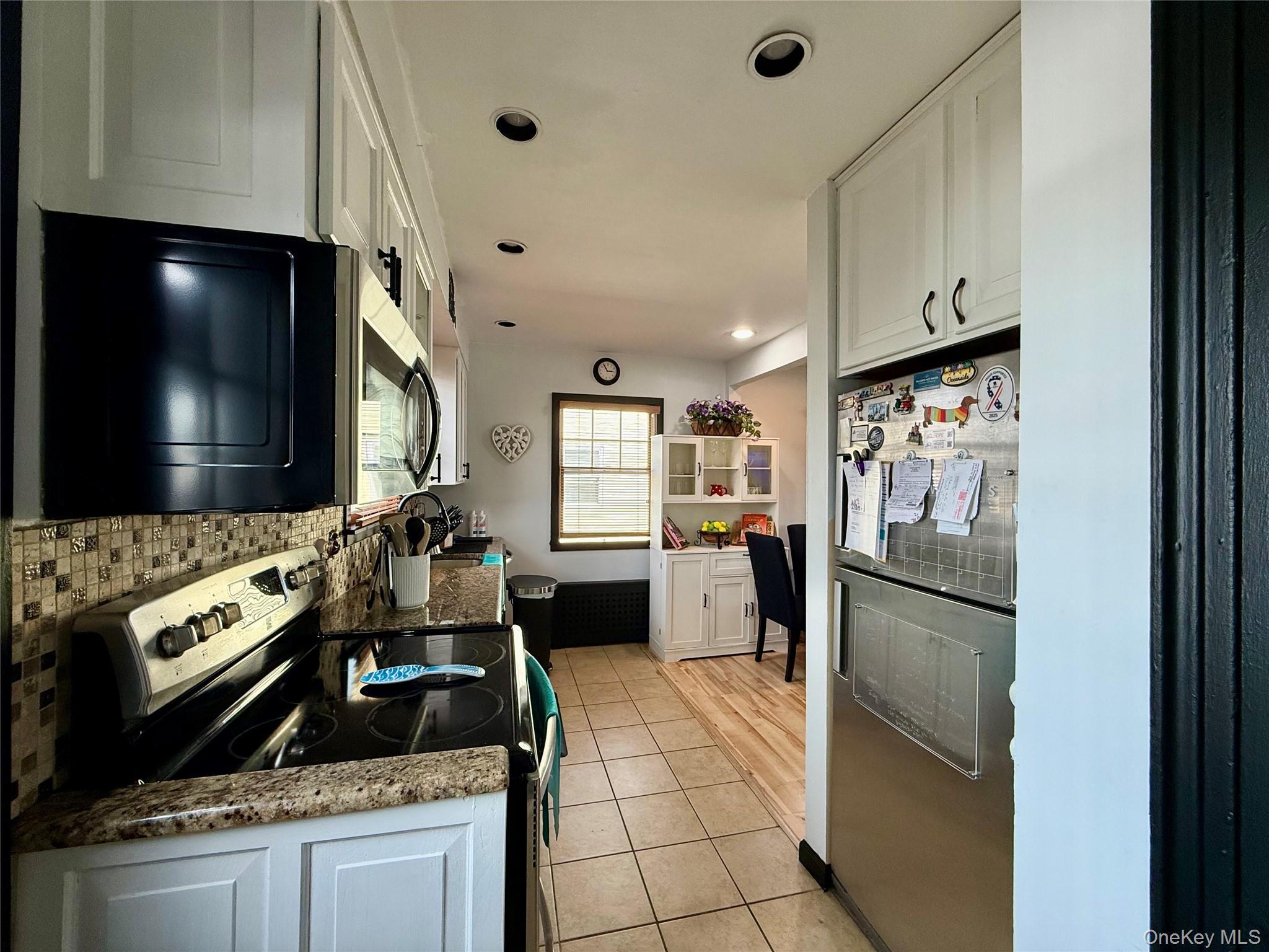 Single Family Robert  Nassau County, NY 11520, MLS-972409-5