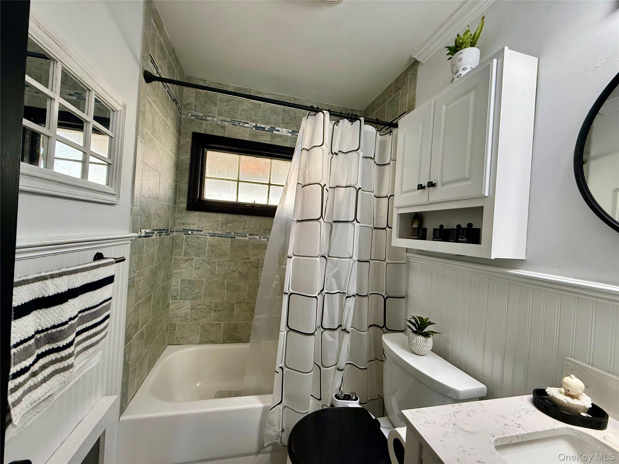 Single Family Robert  Nassau County, NY 11520, MLS-972409-6