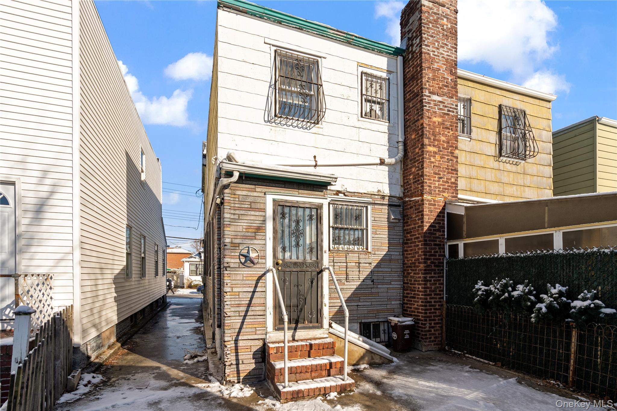 Single Family 25th  Queens, NY 11354, MLS-972452-25