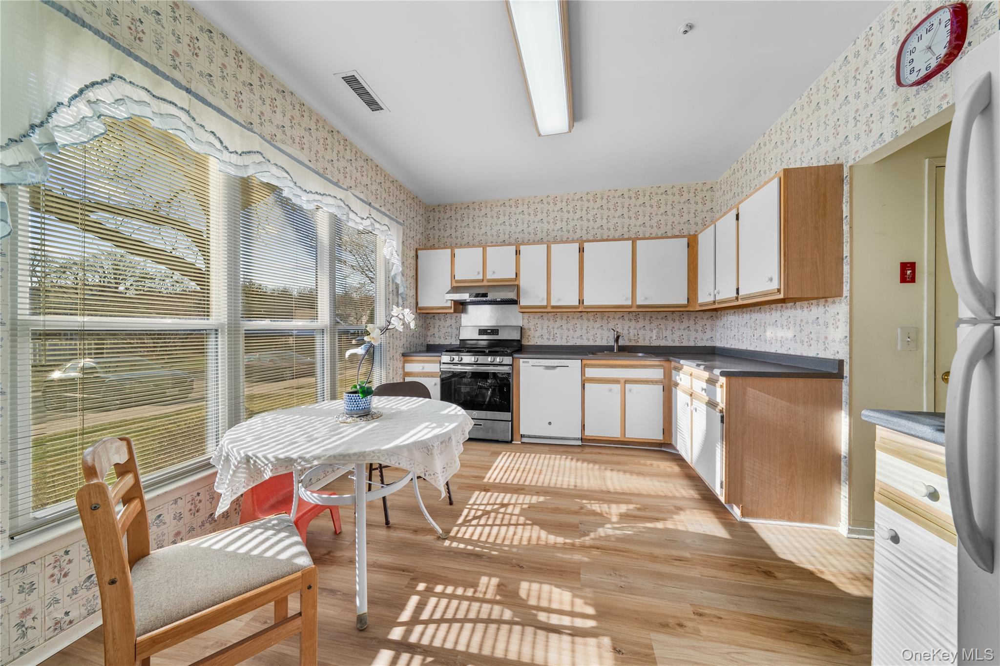 Single Family Birchwood Park  Suffolk County, NY 11953, MLS-972454-8