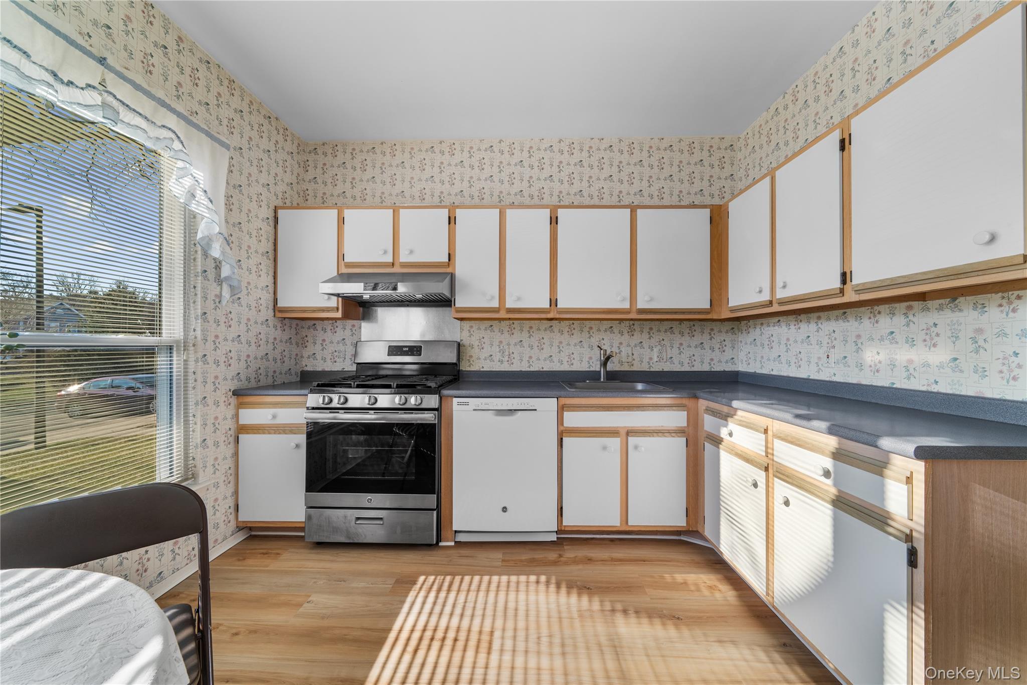 Single Family Birchwood Park  Suffolk County, NY 11953, MLS-972454-9