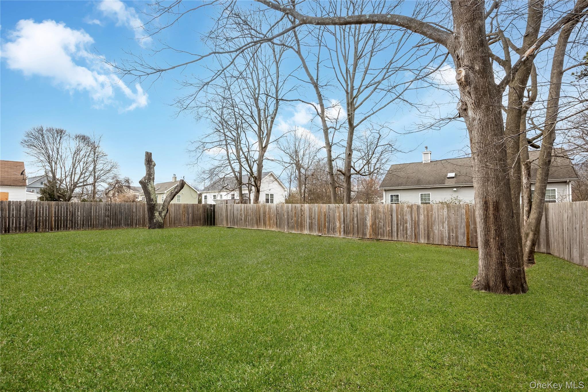 Single Family Holbrook  Suffolk County, NY 11706, MLS-972464-4