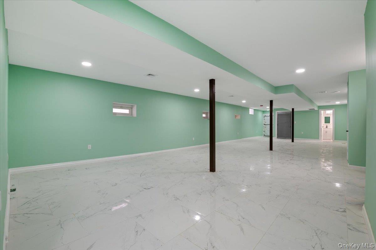 Single Family 230th  Queens, NY 11413, MLS-972468-23