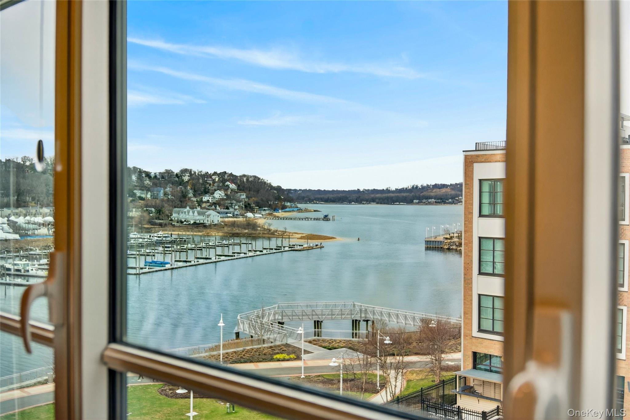 Condo Garvies Point  Nassau County, NY 11542, MLS-972469-27