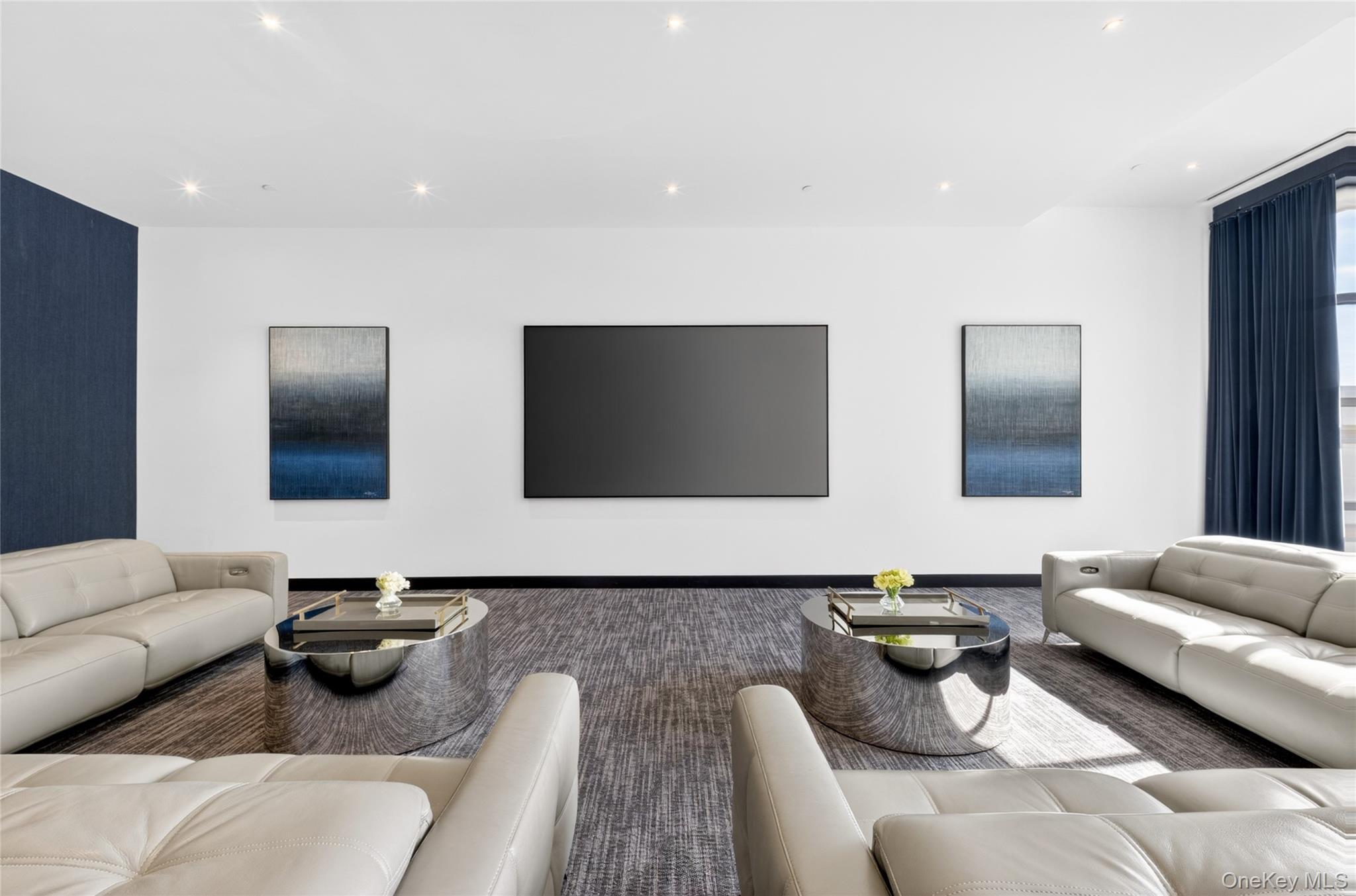 Condo Garvies Point  Nassau County, NY 11542, MLS-972469-43