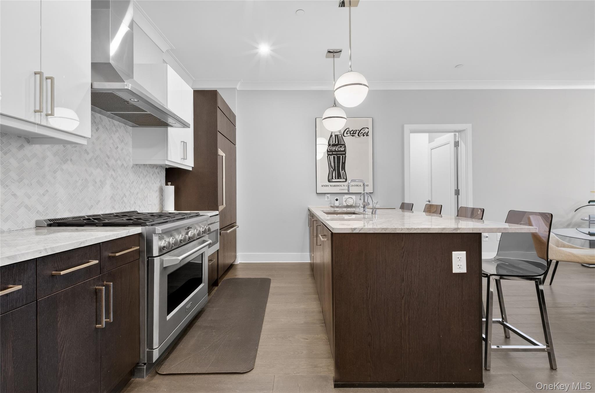 Condo Garvies Point  Nassau County, NY 11542, MLS-972469-9