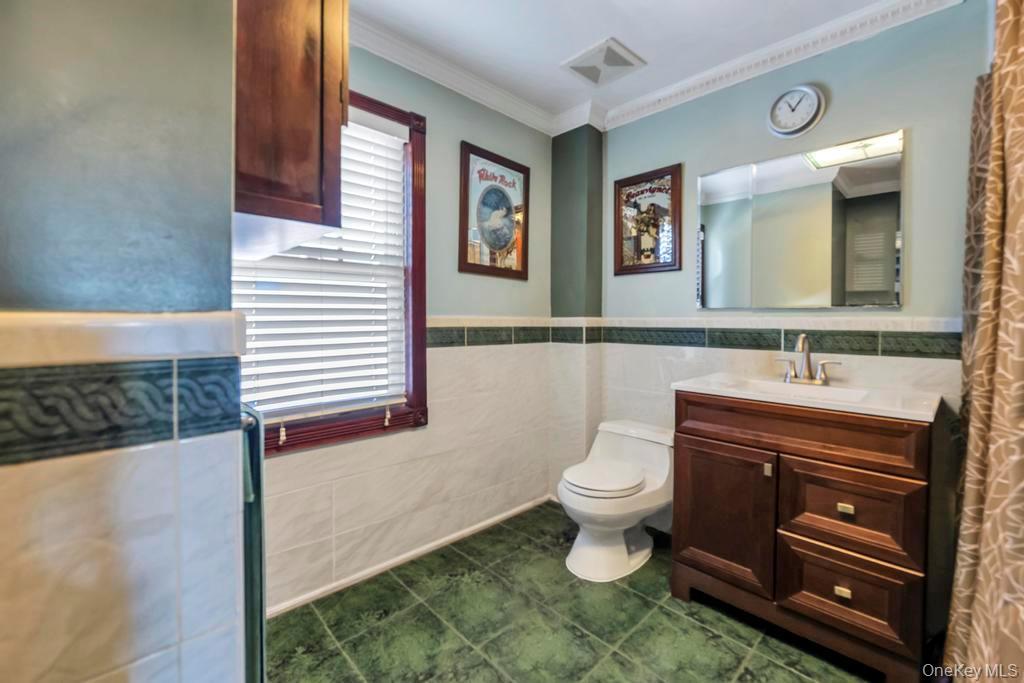 Single Family Charlecote  Queens, NY 11432, MLS-972475-24