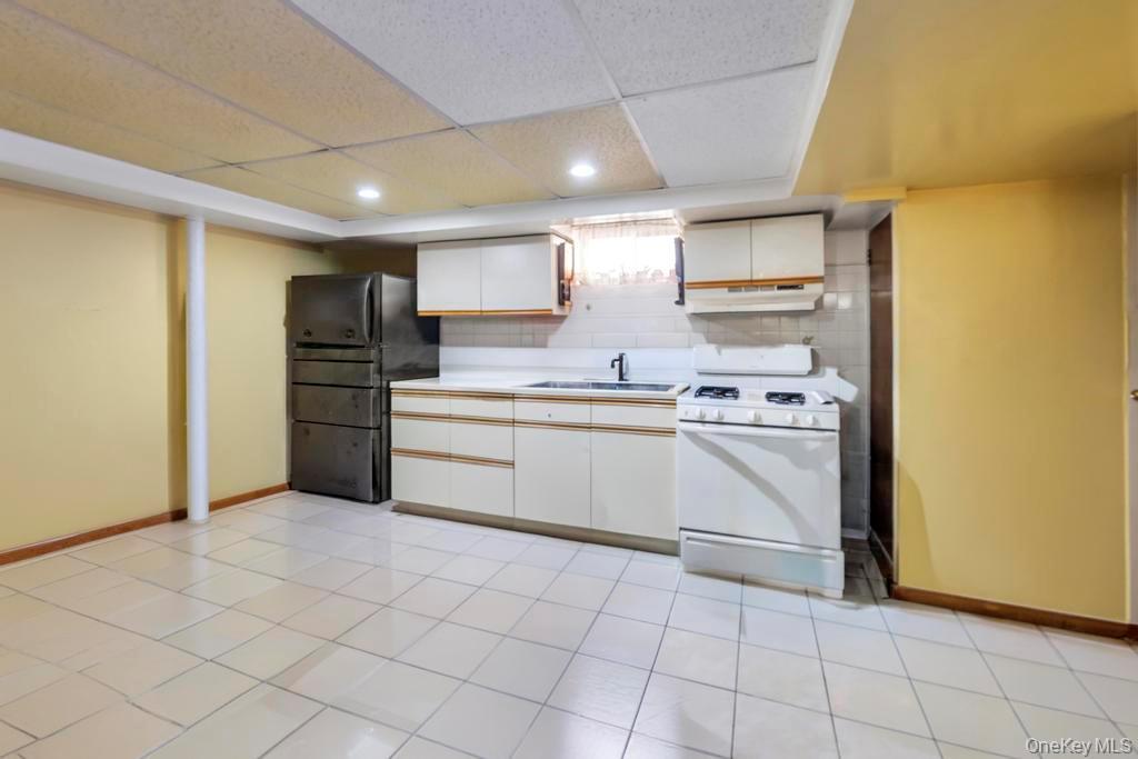 Single Family Charlecote  Queens, NY 11432, MLS-972475-26