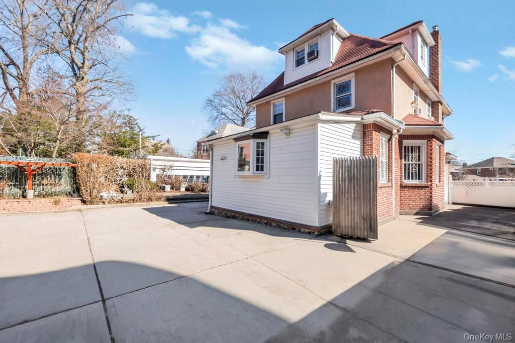 Single Family Charlecote  Queens, NY 11432, MLS-972475-39