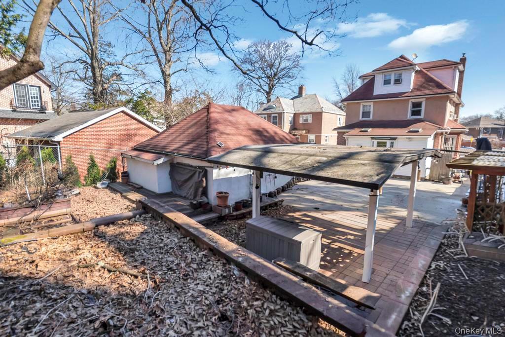 Single Family Charlecote  Queens, NY 11432, MLS-972475-43