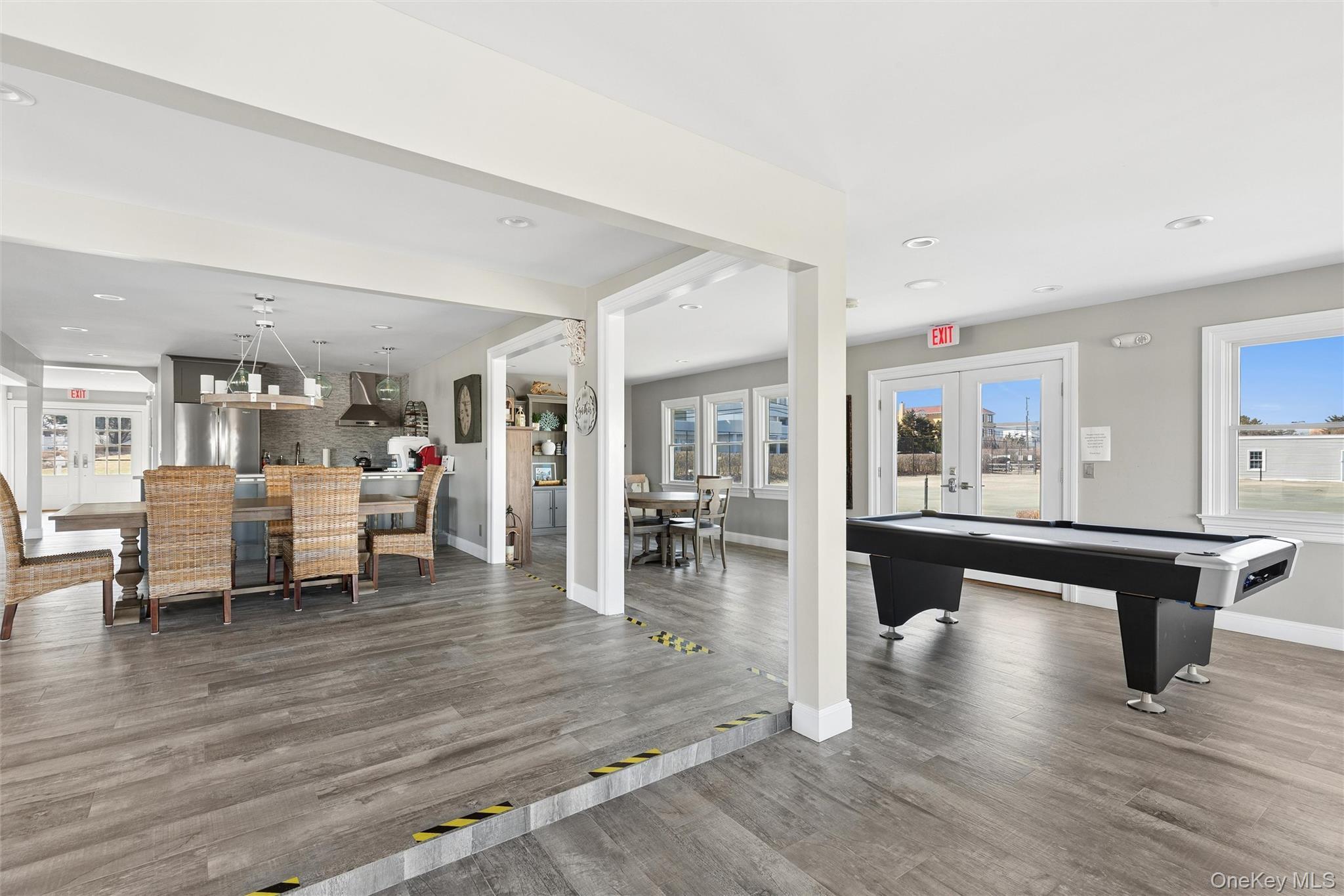 Condo Dune  Suffolk County, NY 11978, MLS-972478-33