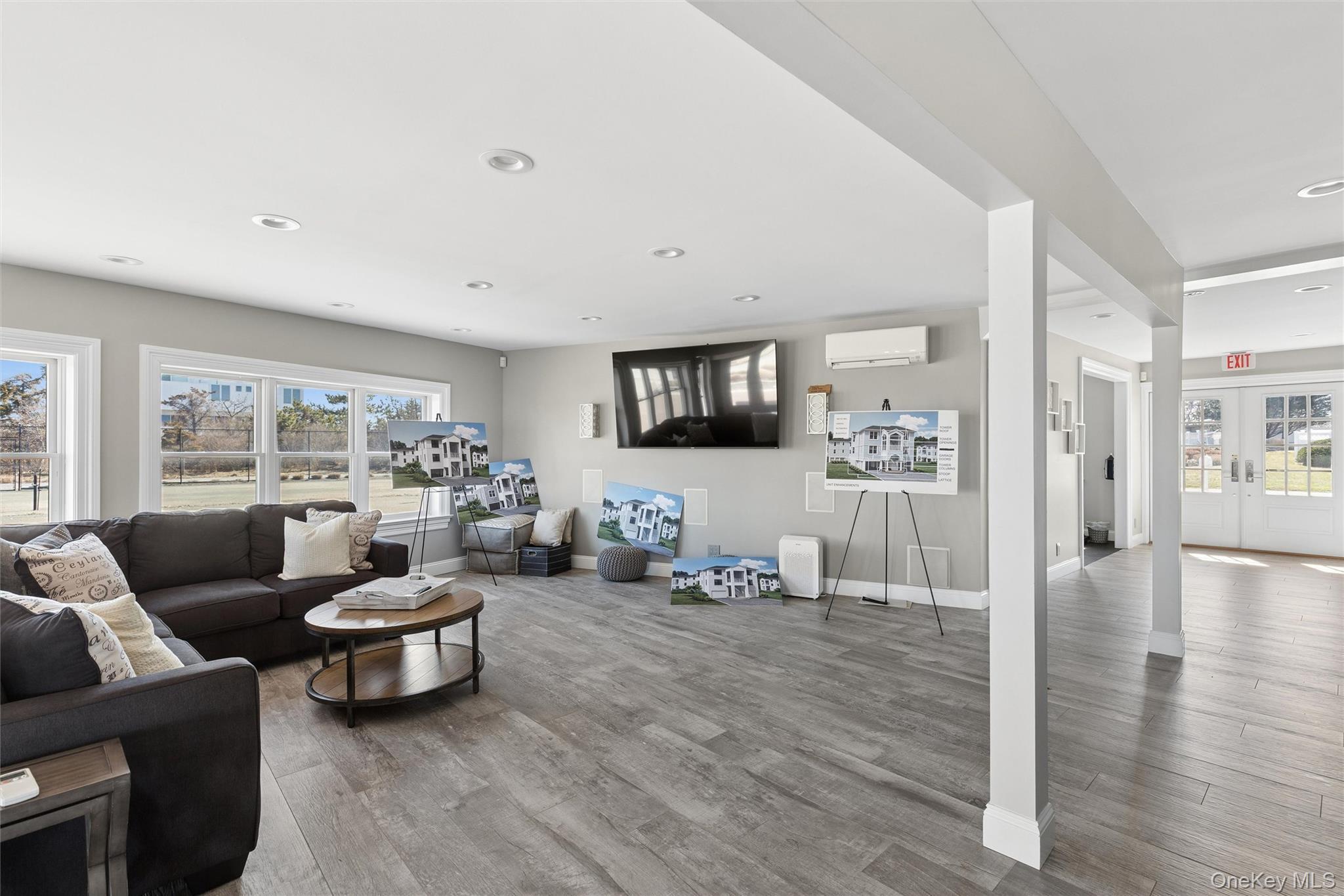 Condo Dune  Suffolk County, NY 11978, MLS-972478-34