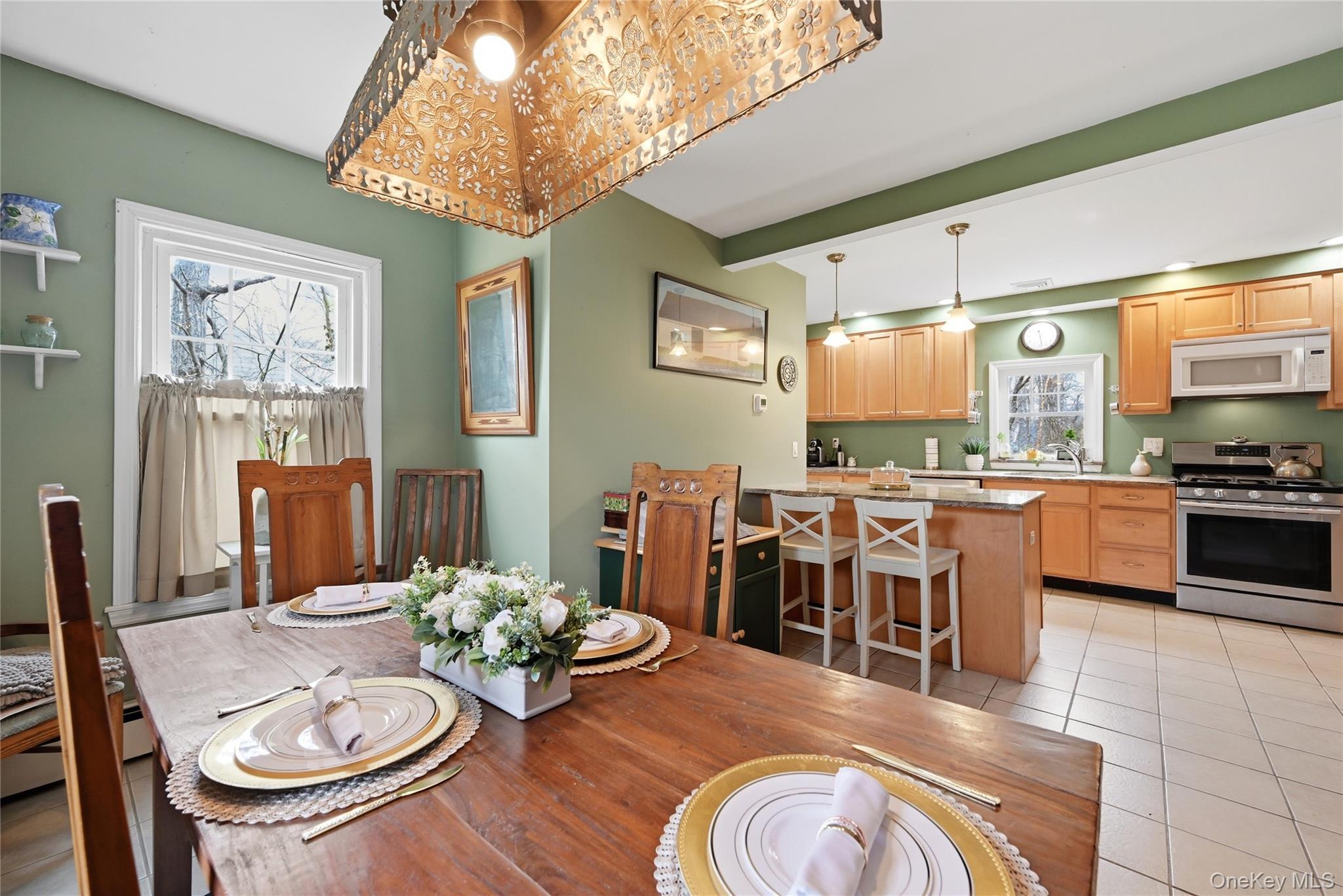 Single Family King  Suffolk County, NY 11946, MLS-972485-17