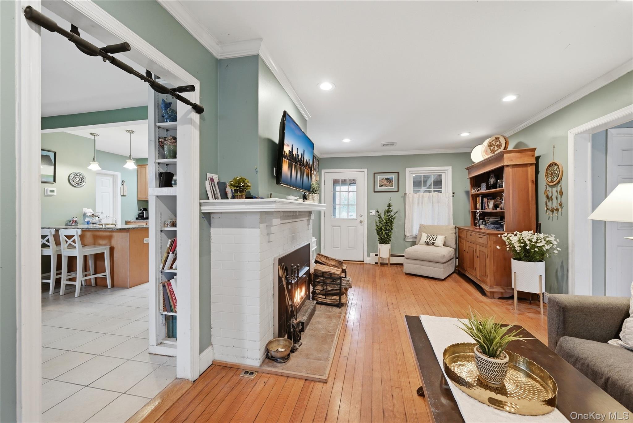 Single Family King  Suffolk County, NY 11946, MLS-972485-20