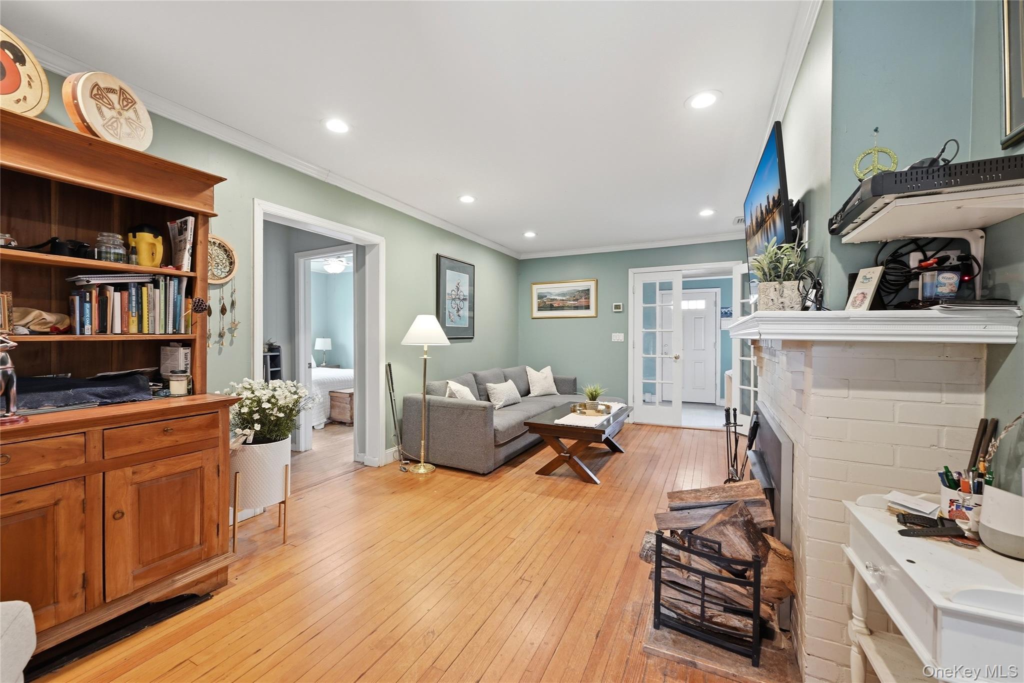 Single Family King  Suffolk County, NY 11946, MLS-972485-21