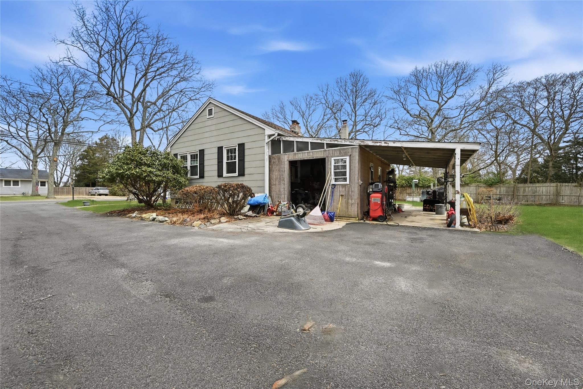 Single Family King  Suffolk County, NY 11946, MLS-972485-34