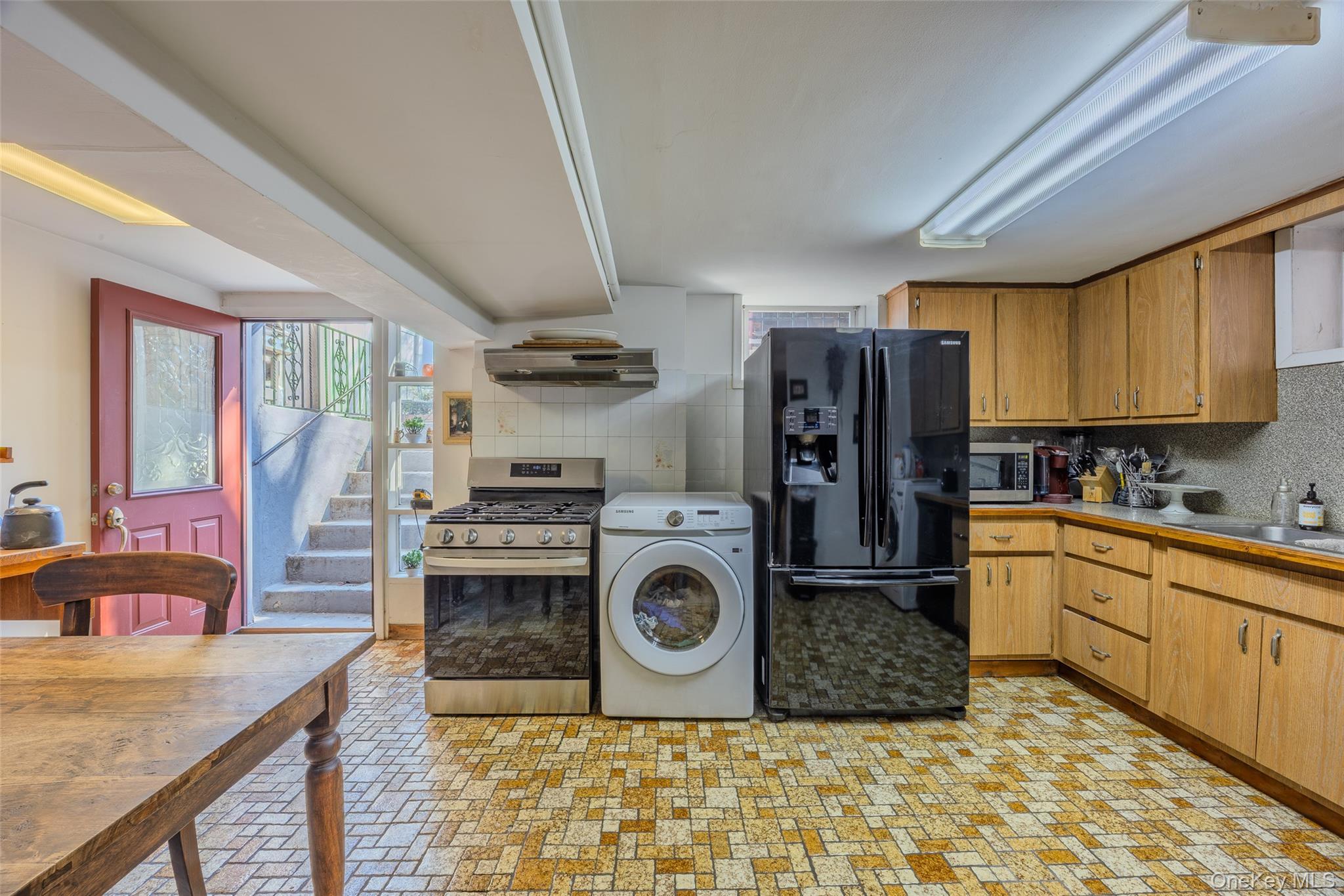 Single Family 12th  Brooklyn, NY 11218, MLS-972490-21