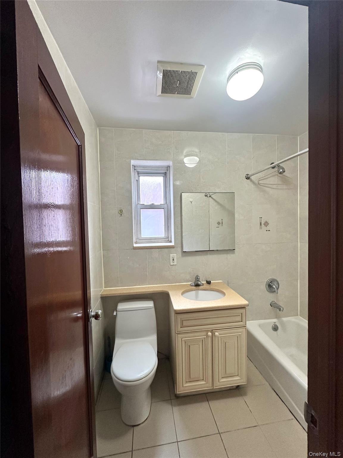 Single Family 61st  Queens, NY 11367, MLS-972495-14