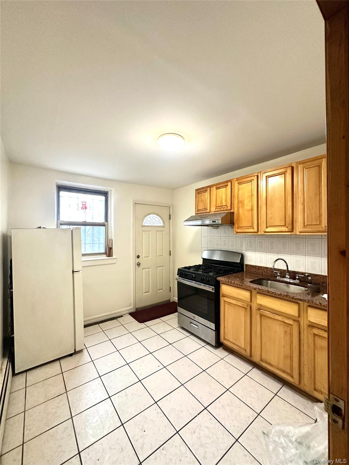 Single Family 61st  Queens, NY 11367, MLS-972495-20