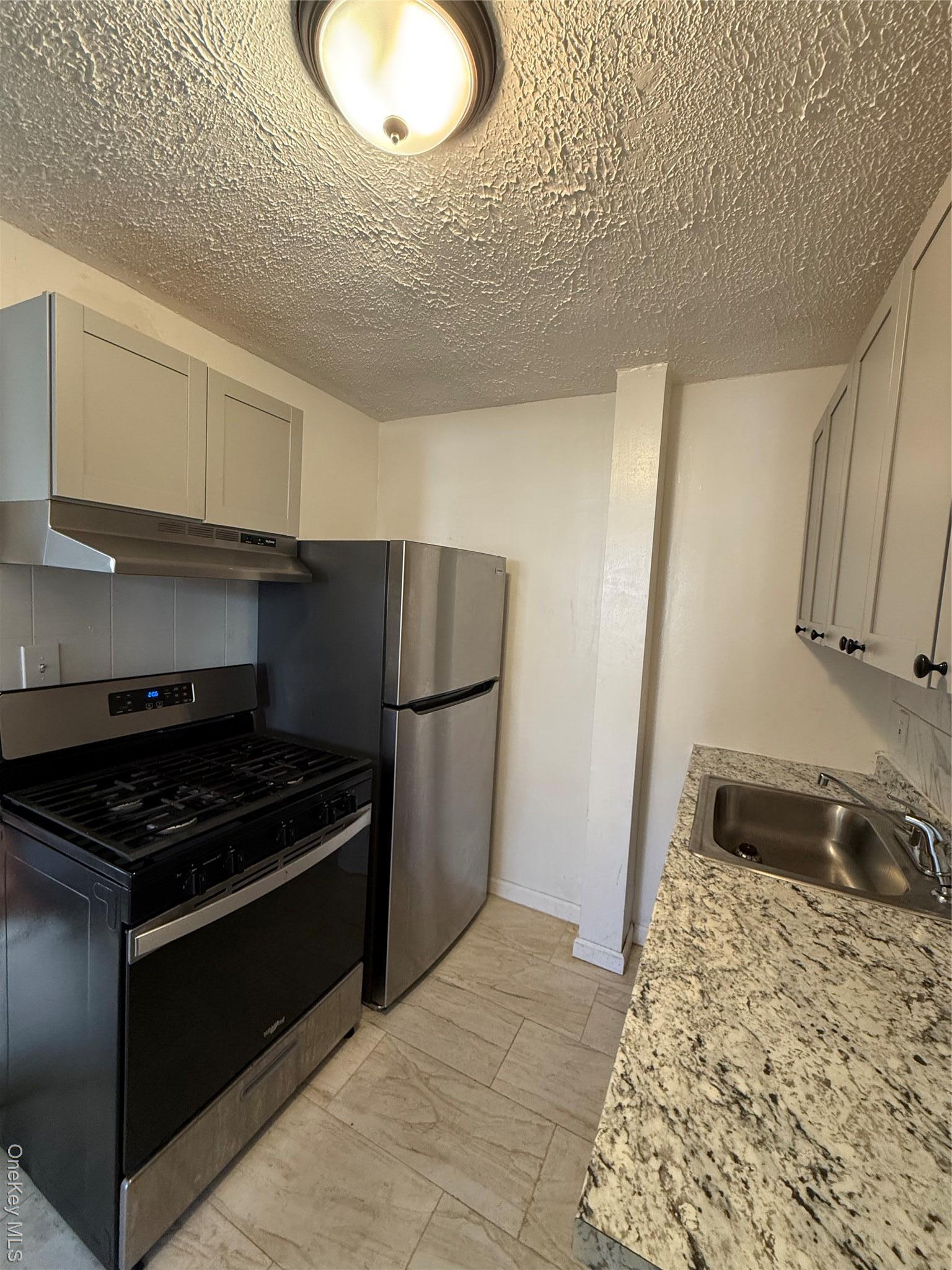 Single Family 221st  Bronx, NY 10467, MLS-972497-15