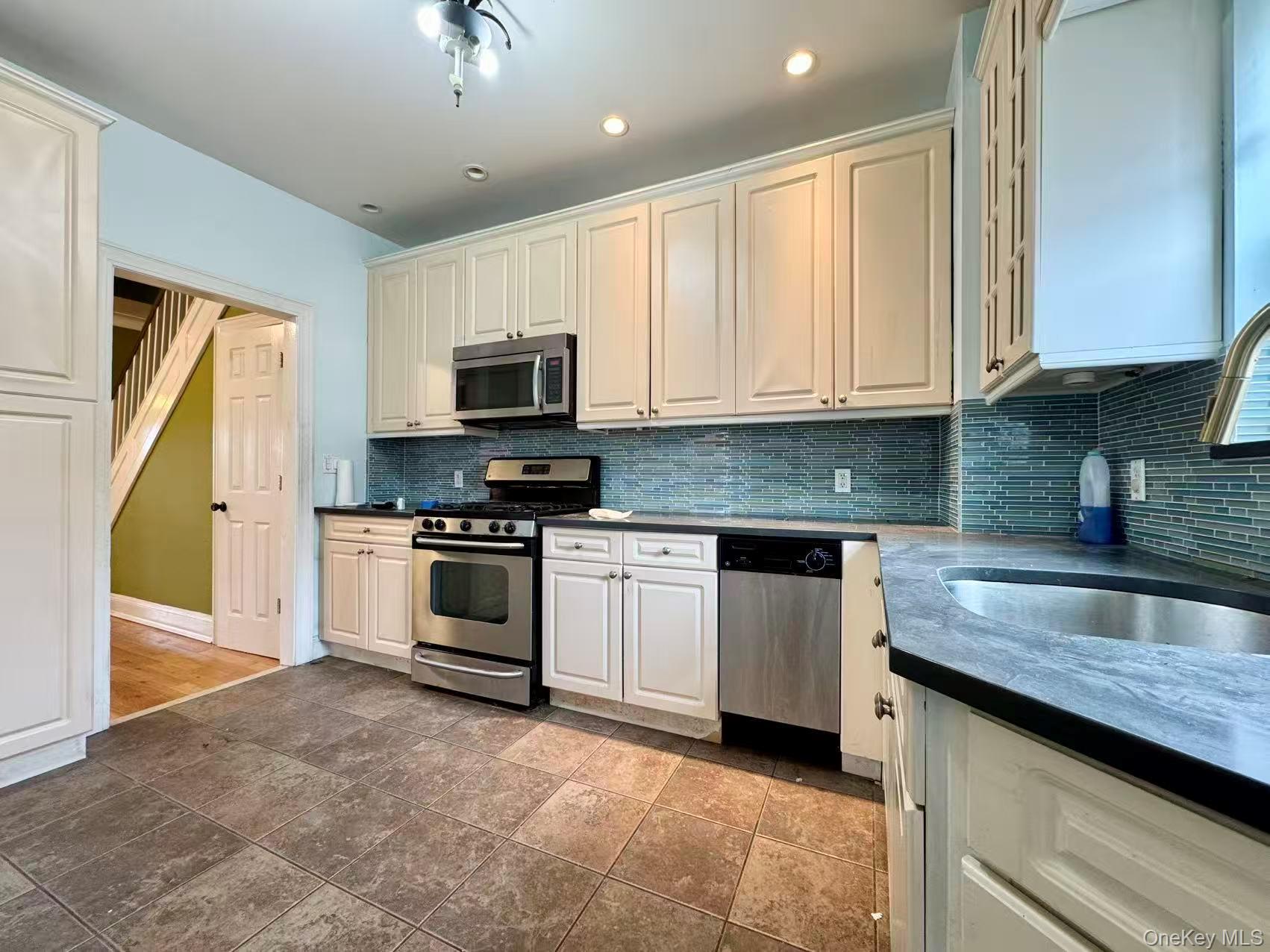 Single Family 83rd  Queens, NY 11417, MLS-972507-4