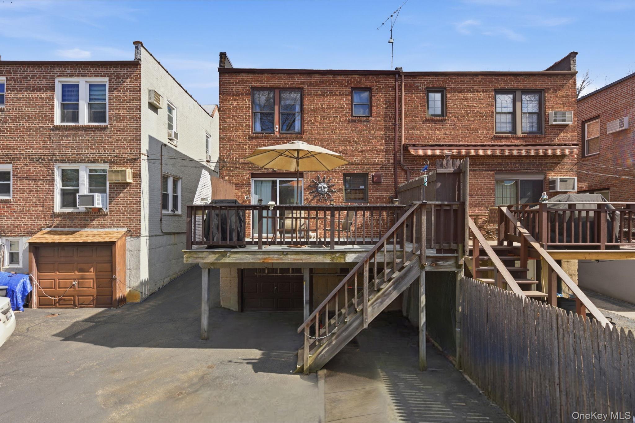 Single Family Narragansett  Bronx, NY 10461, MLS-972509-28